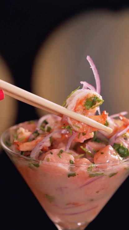 Ceviche Salmão e Camarão